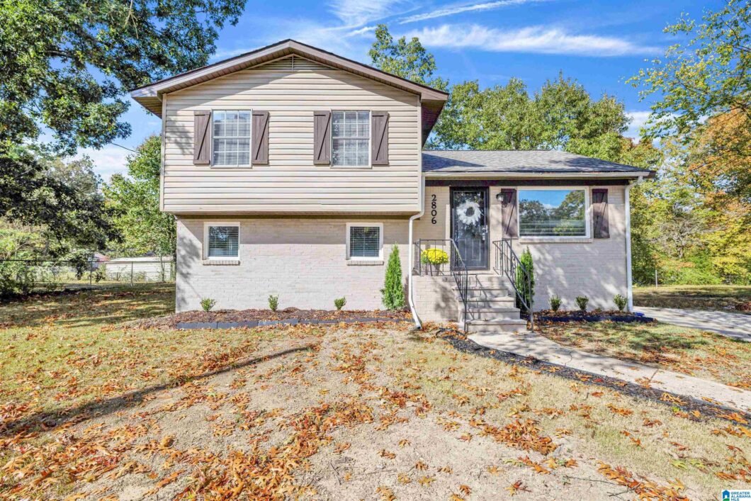 21368278 - 2806 ARROWHEAD DRIVE - JL Miller Realty | Keller Williams Vestavia